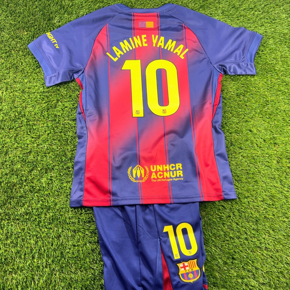 Lamine Yamal Barcelona kids set. - Picture 2 of 2